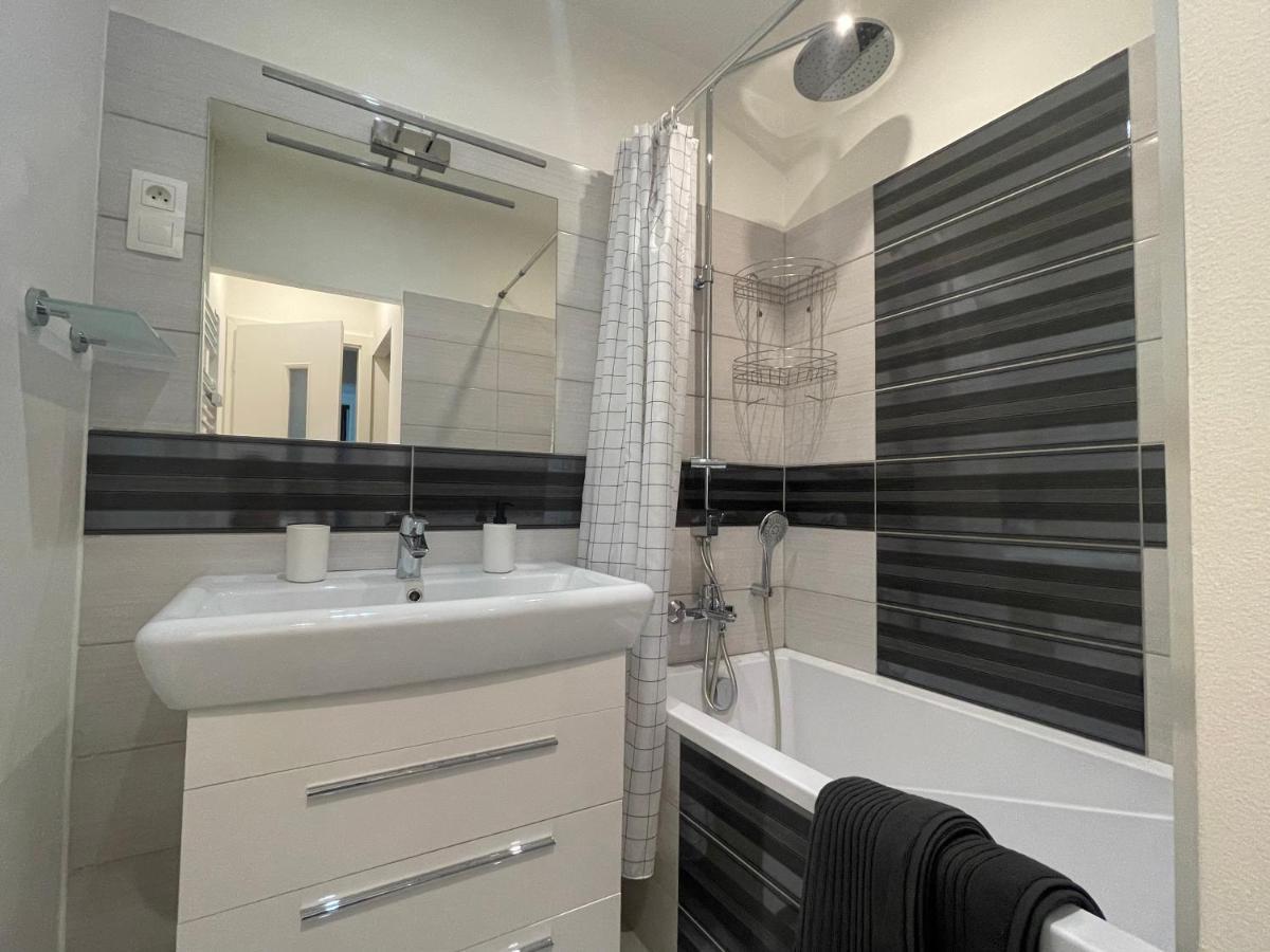 Sag Riazanska Residence 3 Room Free Wi-Fi Pressburg Exterior foto