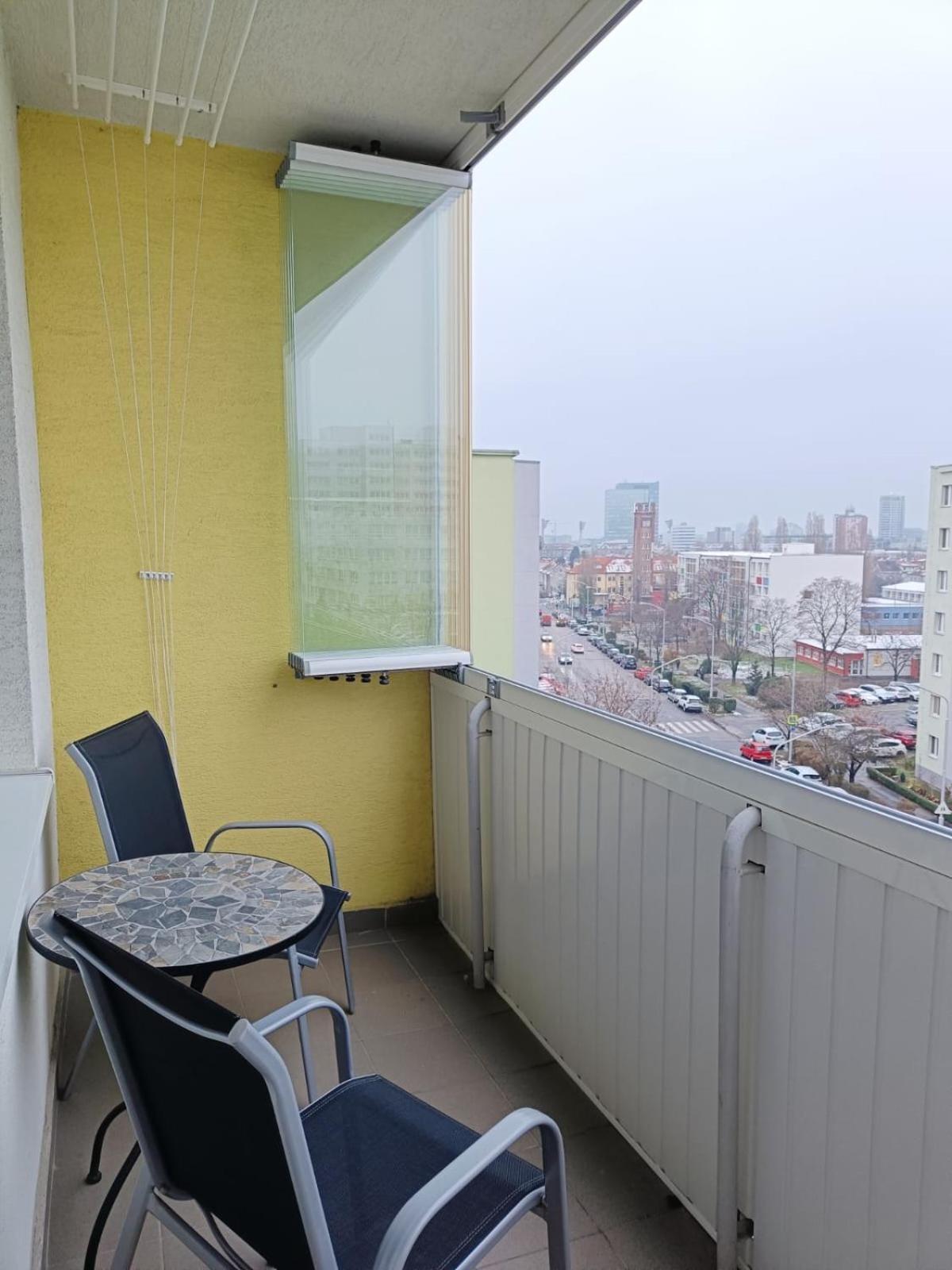 Sag Riazanska Residence 3 Room Free Wi-Fi Pressburg Exterior foto